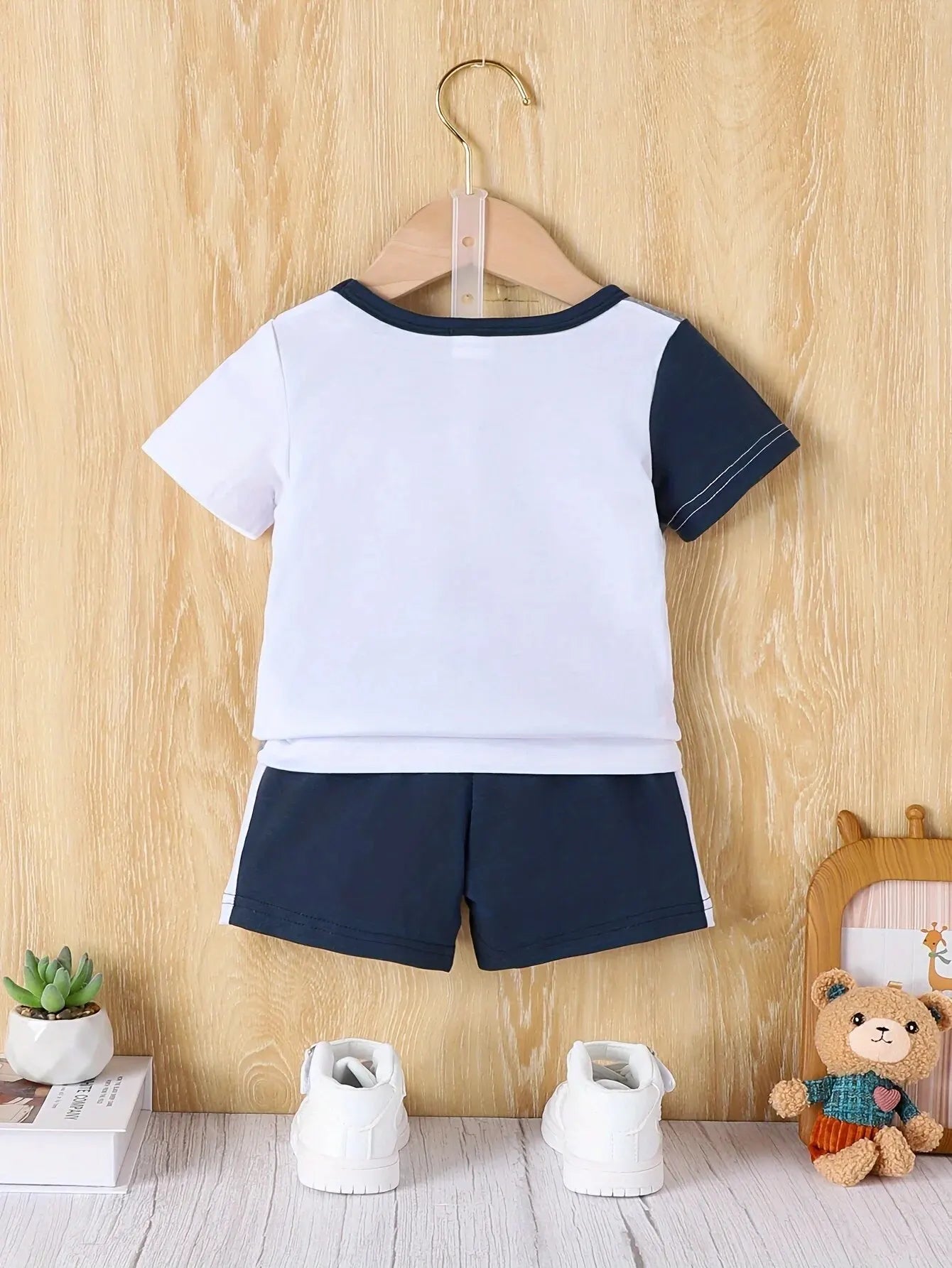 2Pc Simple Dinosaur Shirt + Short