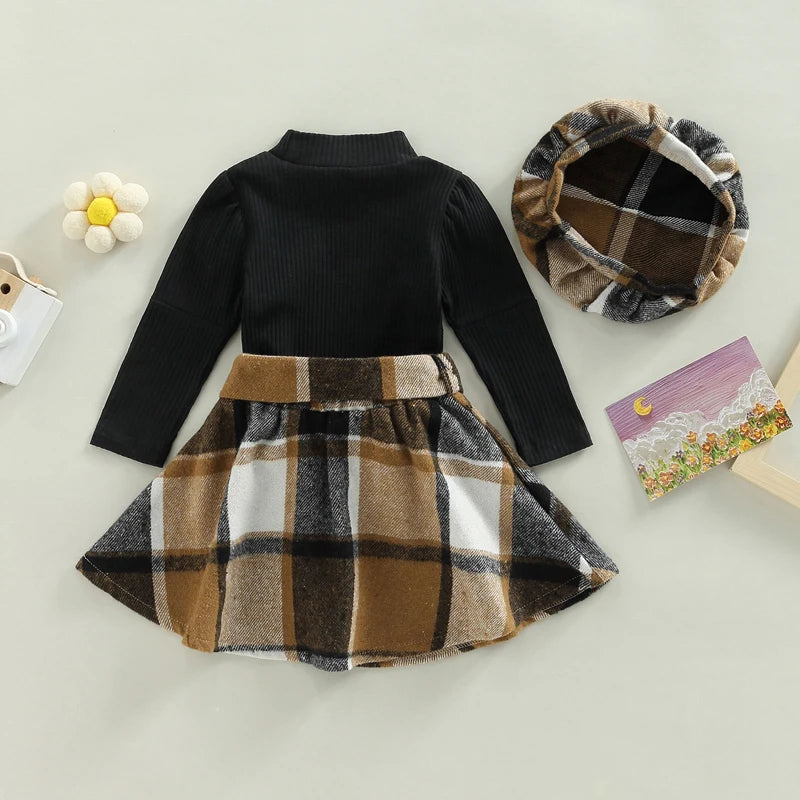 Turtleneck & Skirt & Beret